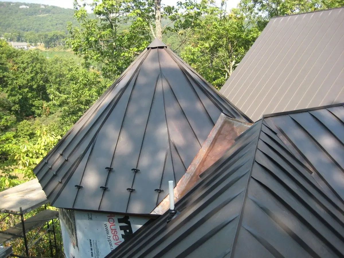 Professional Gutter Cleaning by Craftsman Roofing in Desert Center